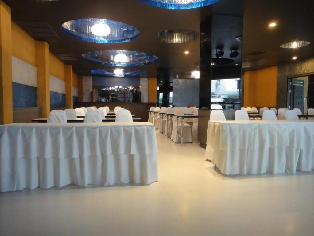 Twin 3* Phuket