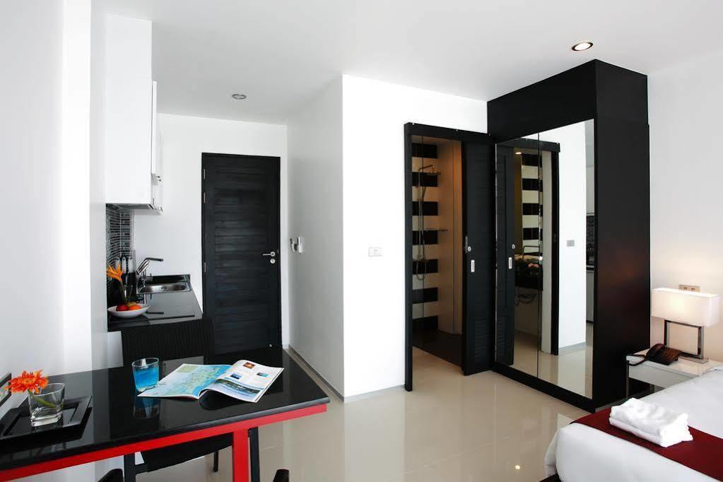 Hotel One World One Naiharn 3*