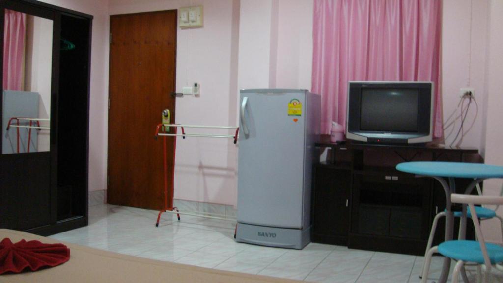 Candy House Guest house 2*
