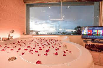 Resort The Kee &