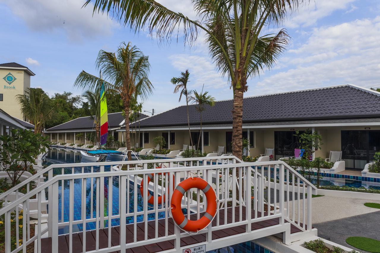Tuana Brook Pool Access Resort Chalong