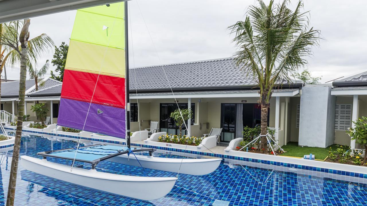 Tuana Brook Pool Access Resort Chalong