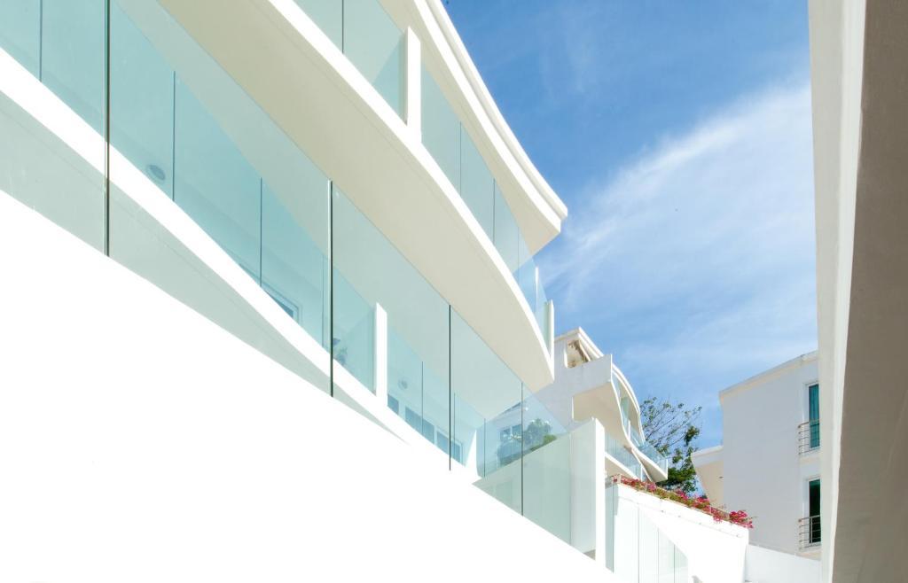 Ocean View Residences *