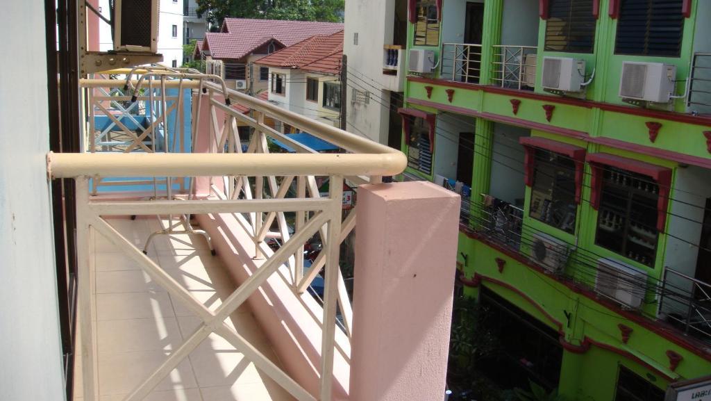 Guest house Candy House Patong
