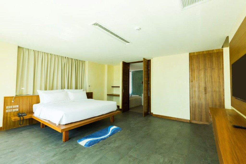 Coriacea Beachfront Boutique Phuket - Sha Hotel 4*