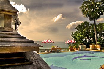 Baan Hill Phuket 3* Karon