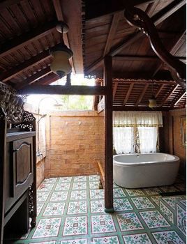 Baan Sang Pathum Rawai