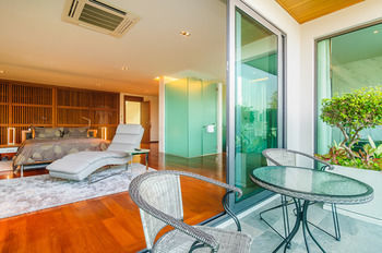 Elemental Villas Rawai