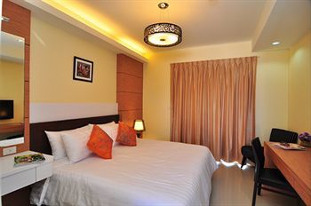 Jula Place Hotel