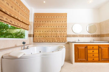 Villa La Romanee 3 By Jetta