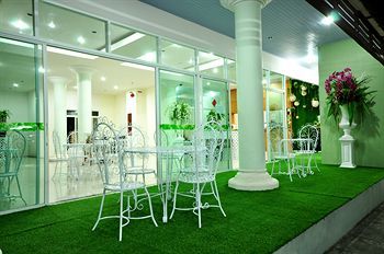 Oyo 792 Omsaga Hotel 3*