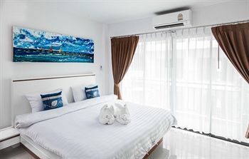 Modern Place 3* Patong