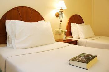 Hotel Baan Pron Phateep
