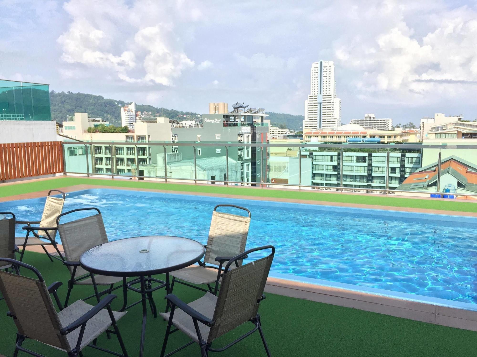 Dsure Phuket Hotel