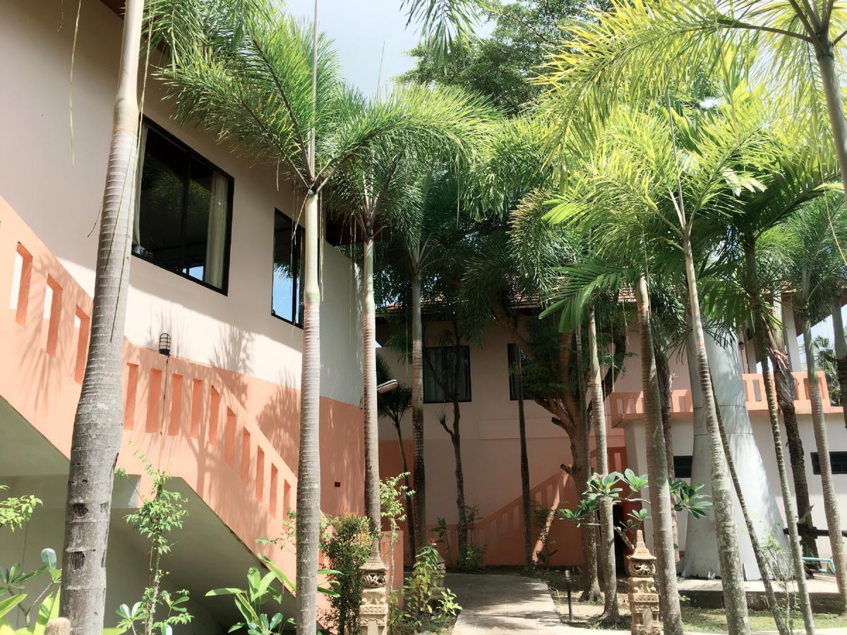 Circle Phuket & 4*