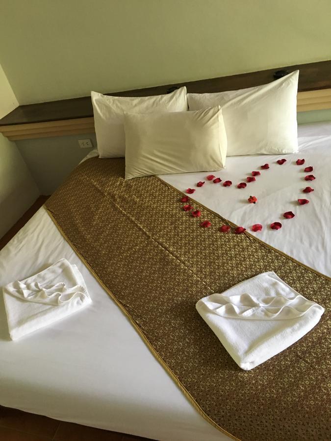Circle Phuket & Resort 4*