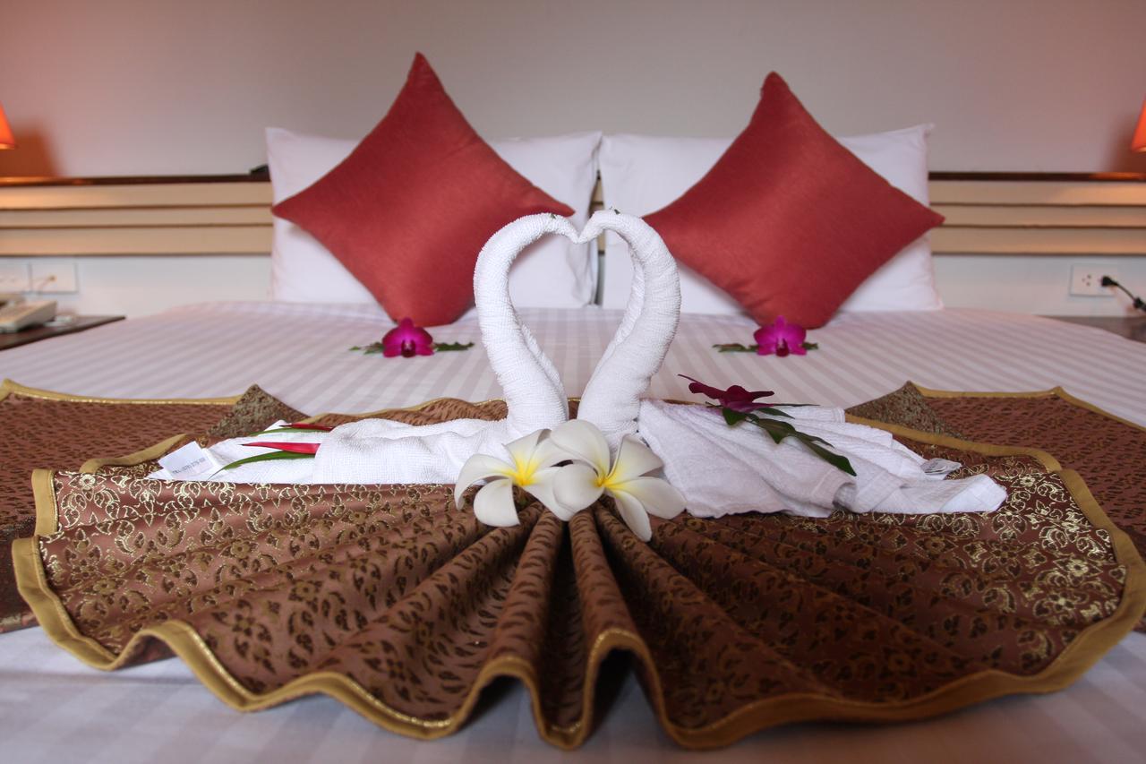 Circle Phuket & Resort