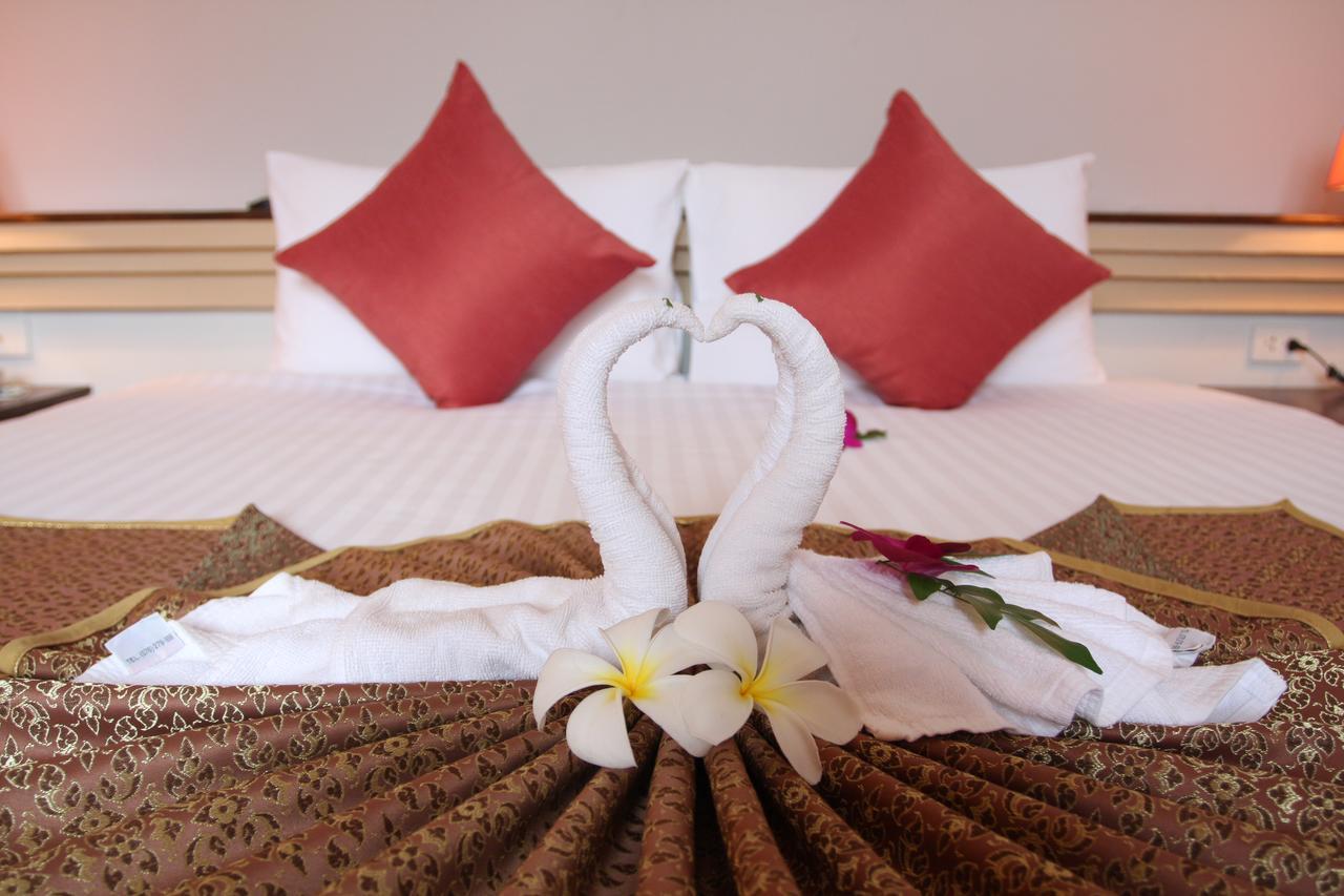 Circle Phuket & 4* Kamala Beach