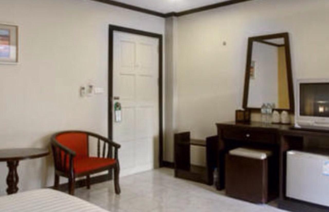 Hotel Baantonkhaokata 2*