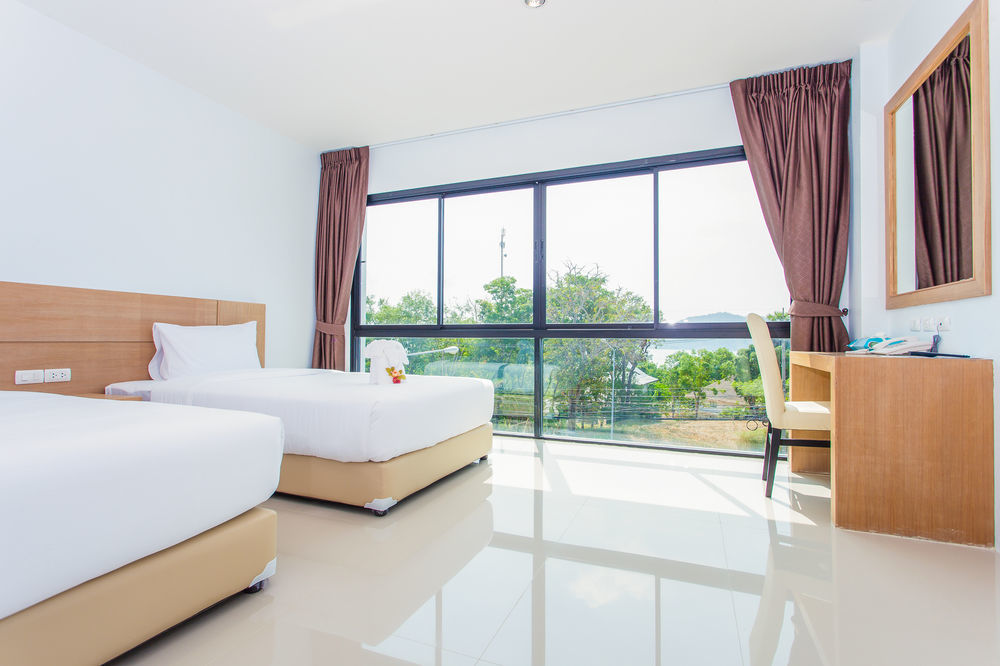 Hotel The Pillow Phuket 3*