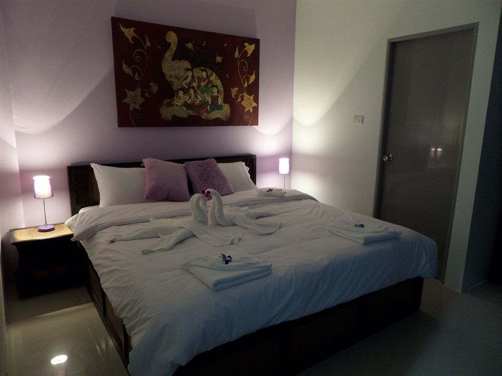 Hotel Butterfly Phuket 2*