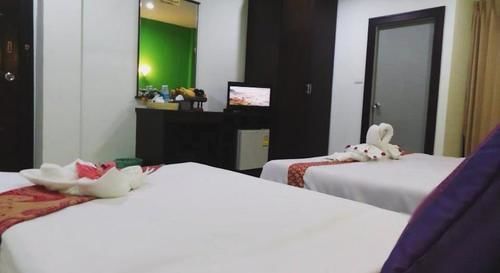 Hotel Butterfly Phuket 2*