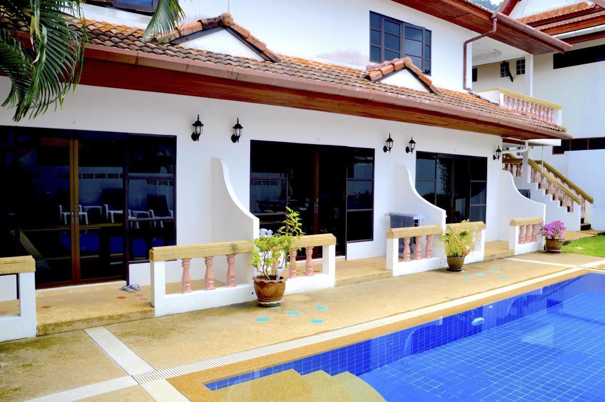 Fantasy * Kamala Beach