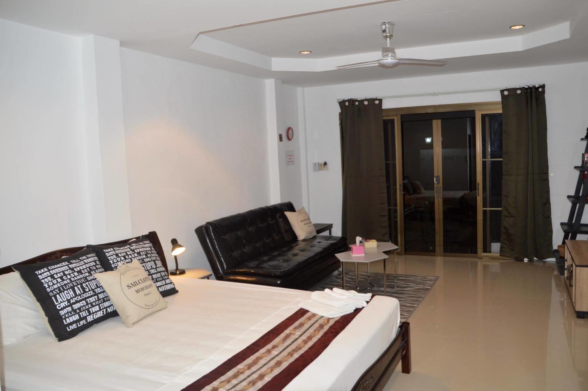Fantasy * Kamala Beach