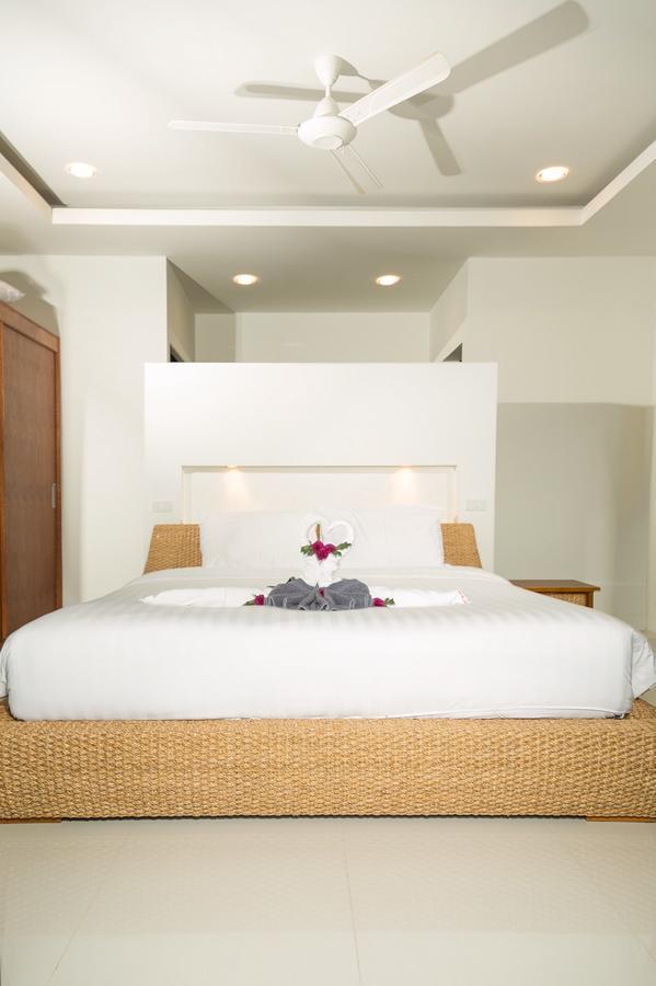 By Fullrooms Phuket * Rawai