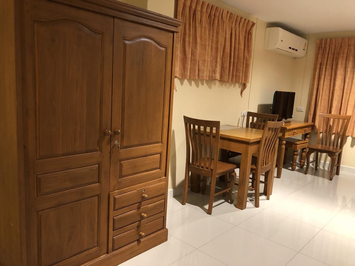Aparthotel Naithon Beach Residence 2*