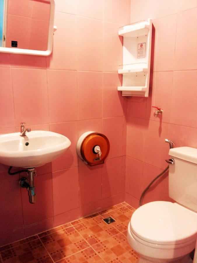 One One Hostel *