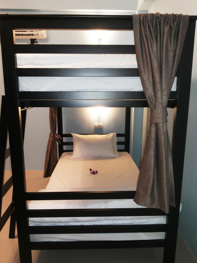 Hostel One One Patong