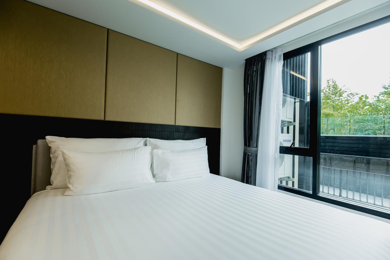 The Aristo By Holy Cow, 4-br Loft, 150 M2, Pool View 4* Surin Beach (Phuket)