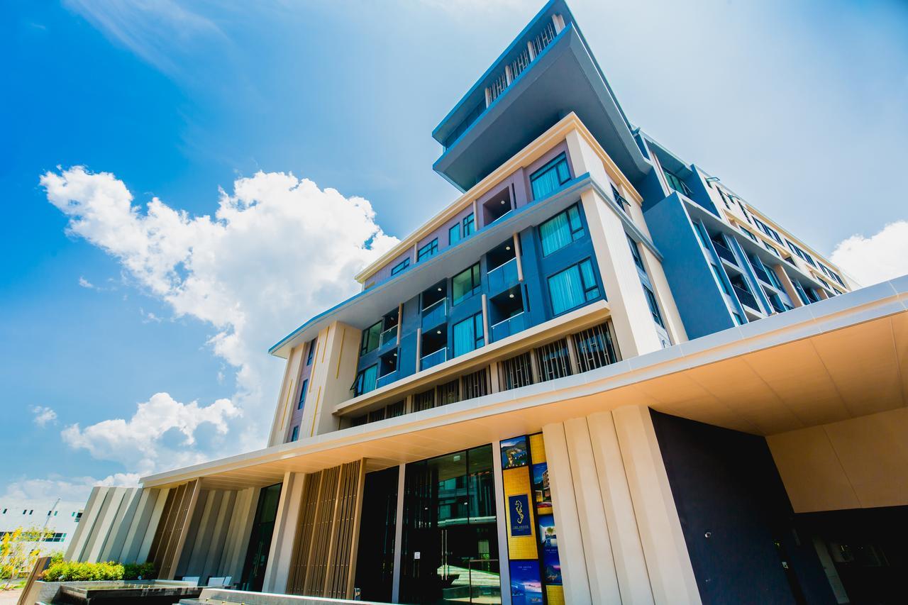 The Aristo By Holy Cow, 4-br Loft, 150 M2, Pool View Aparthotel 4*