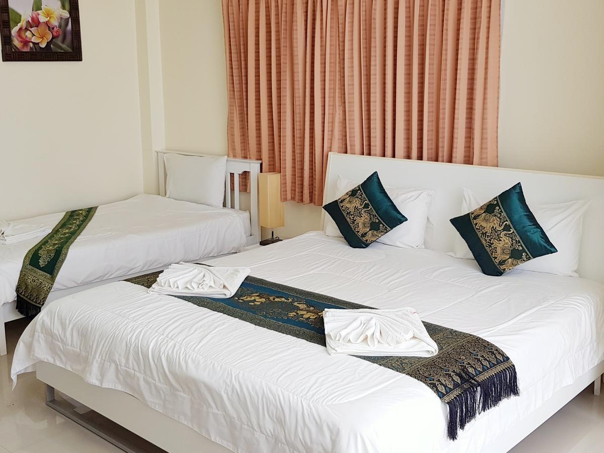 Family Guest house Rawai