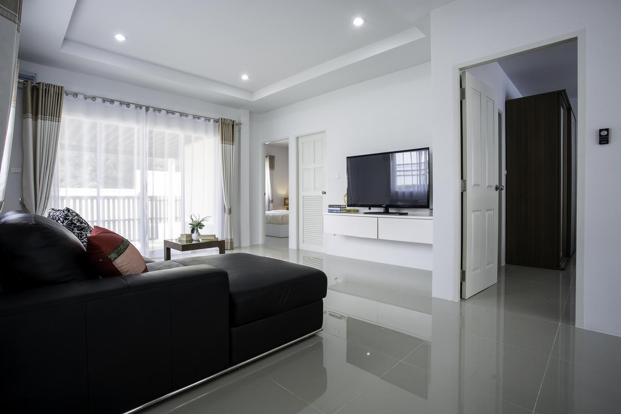Baan Promphun Pool By Bv Villa Si Sunthon