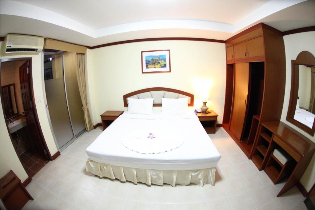 Priew Wan * Patong