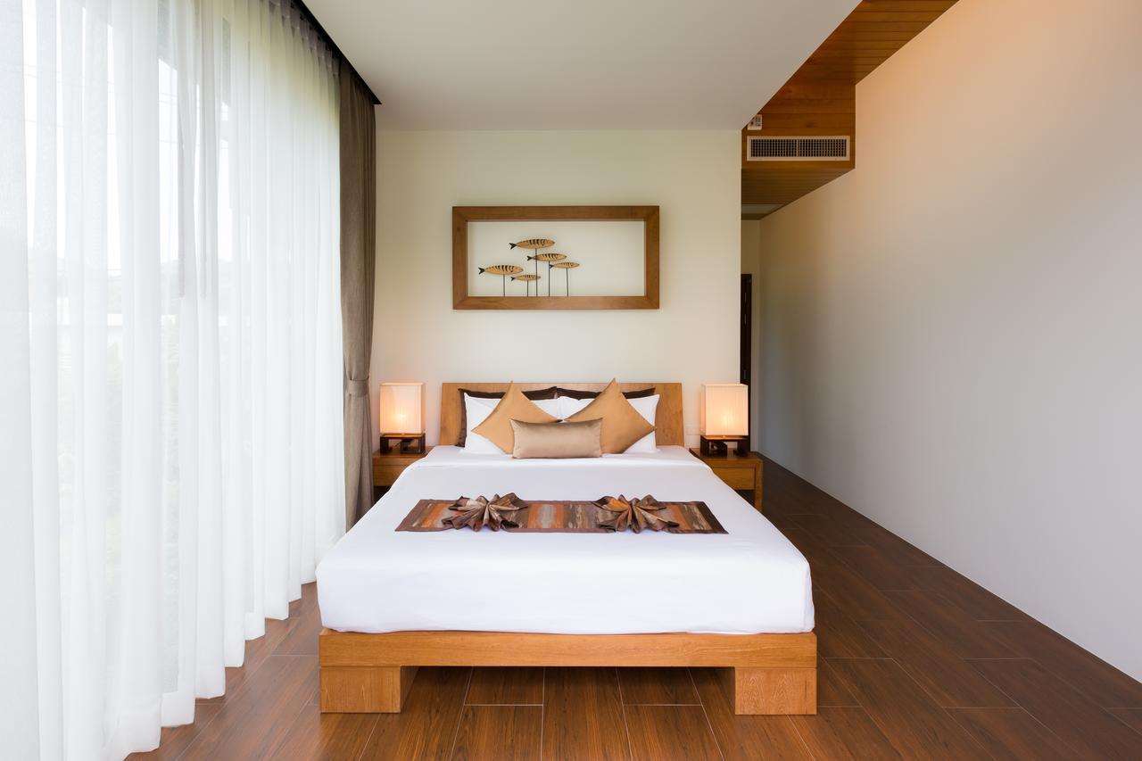 Baan-bua * Nai Harn