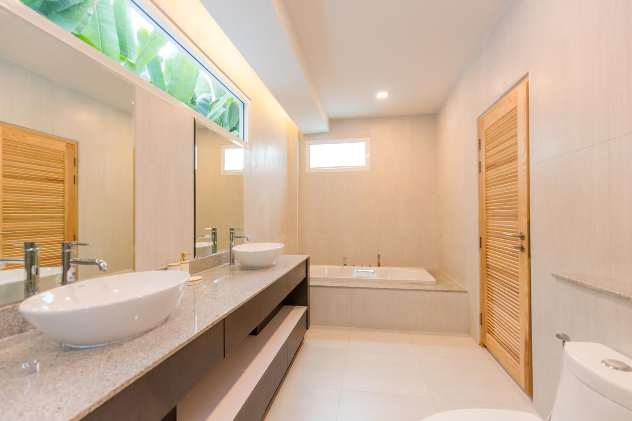 Villa Skypool By G Estate Phuket Nai Harn