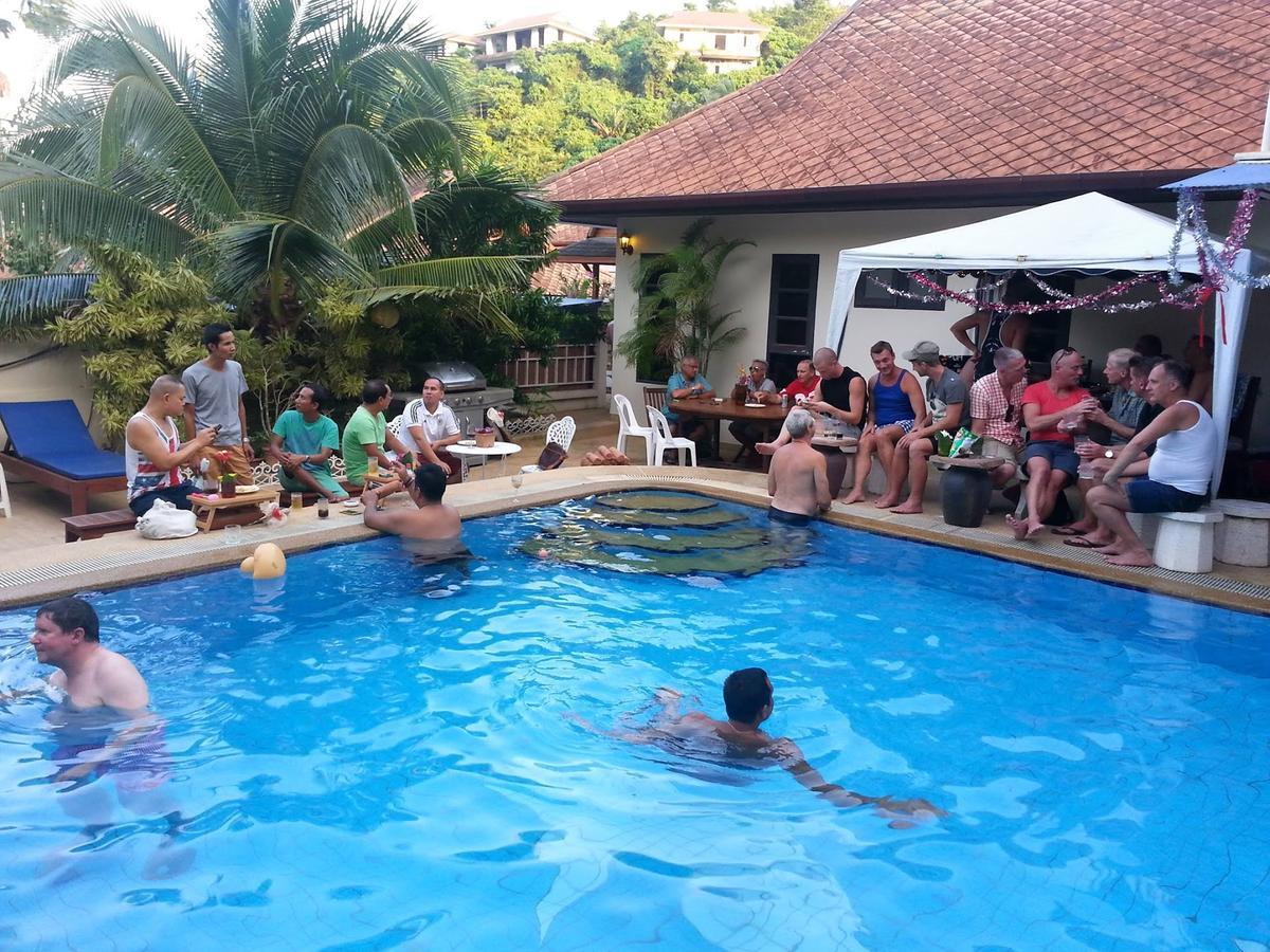 Phuket Gay 2*