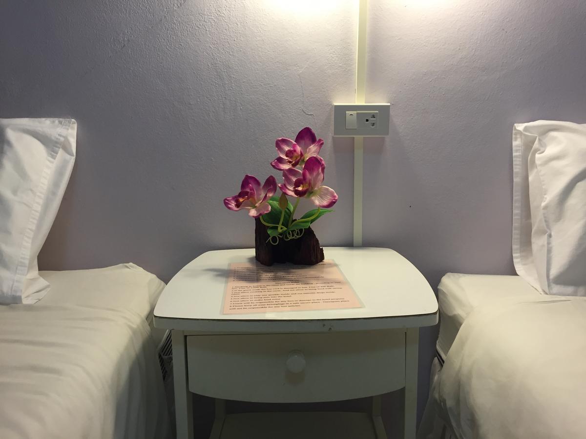 Nawaporn Place Hotel