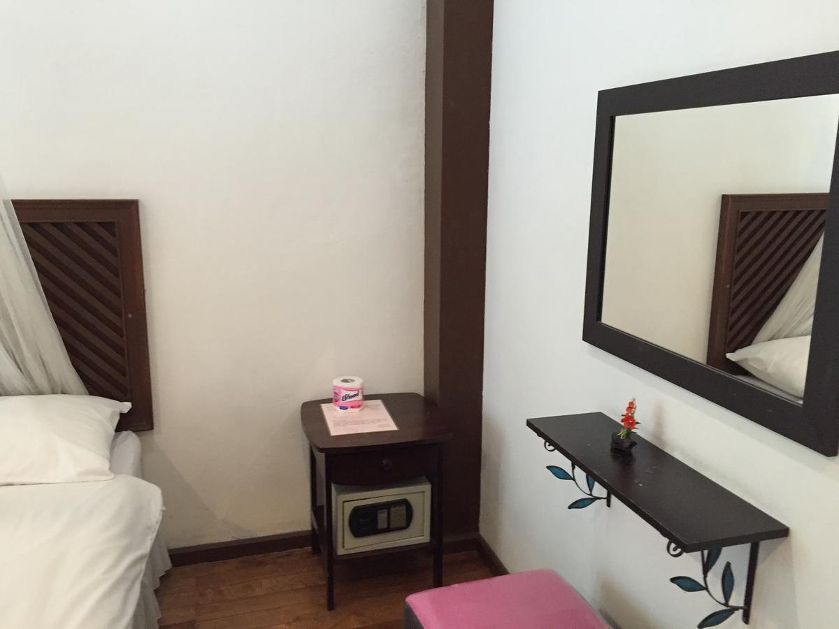 Hotel Nawaporn Place Phuket