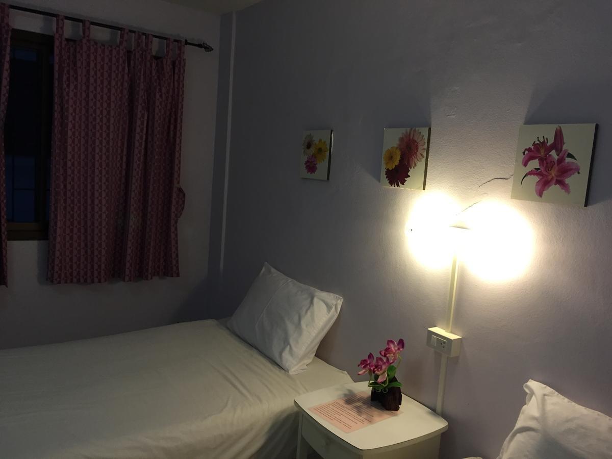 Hotel Nawaporn Place