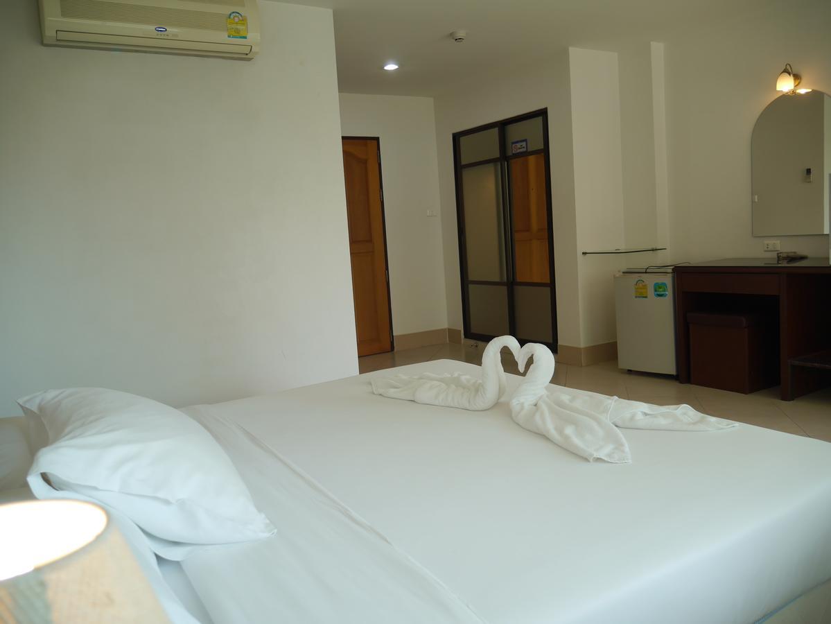 Baan Petcharat Patong