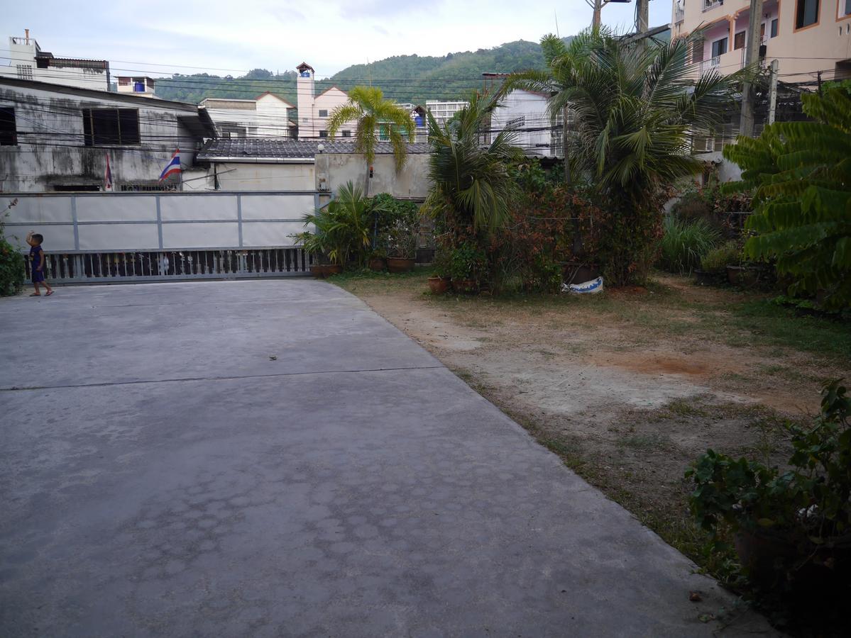 Baan Petcharat Patong