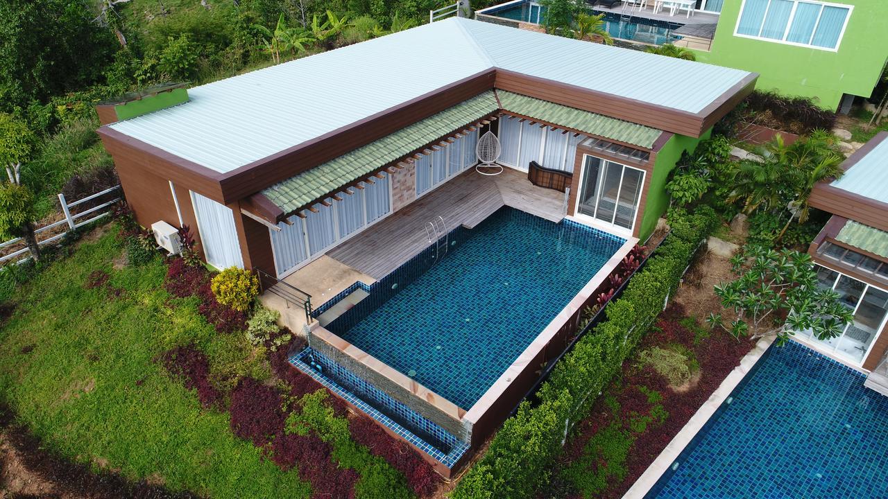 Kanita Pool Karon