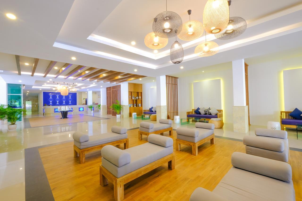 Chalong Beach Hotel Phuket Resort 3*