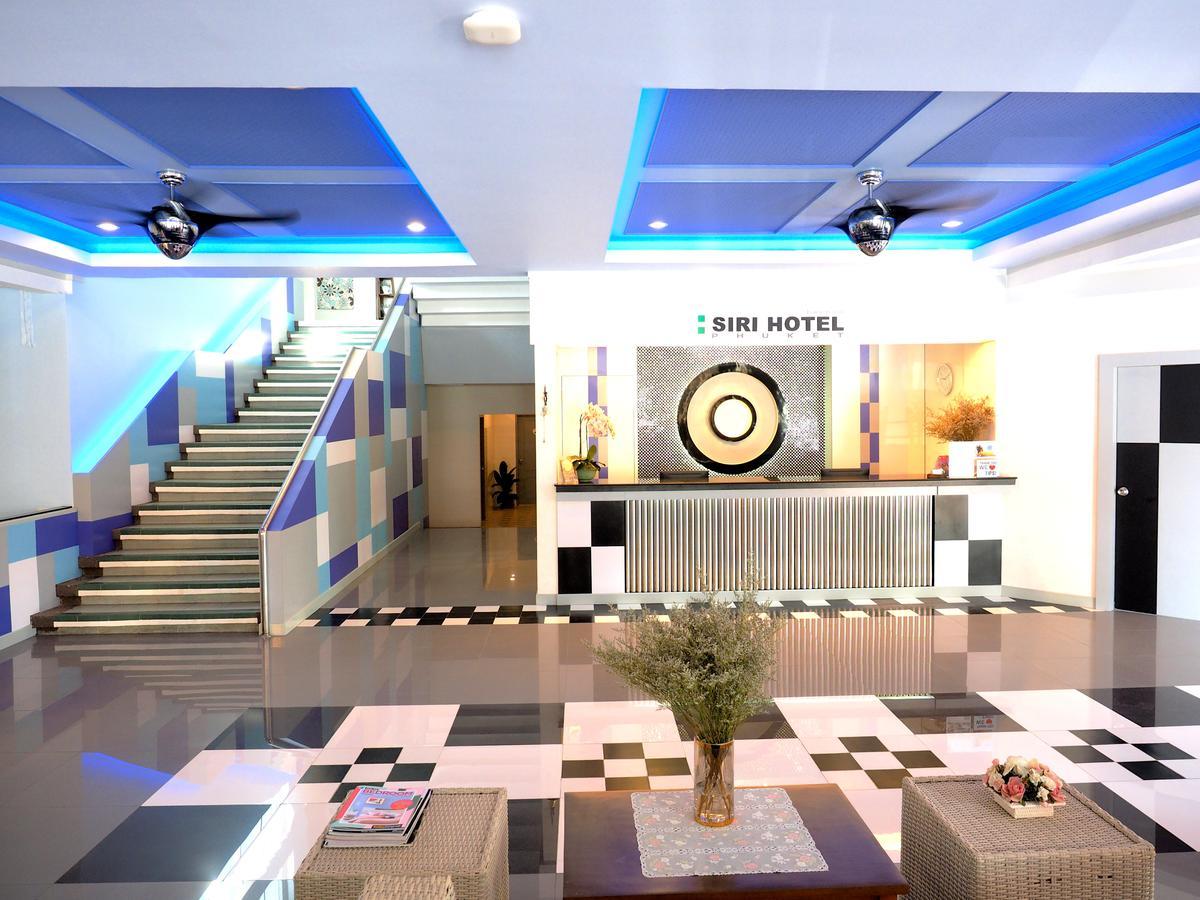 Siri Hotel *