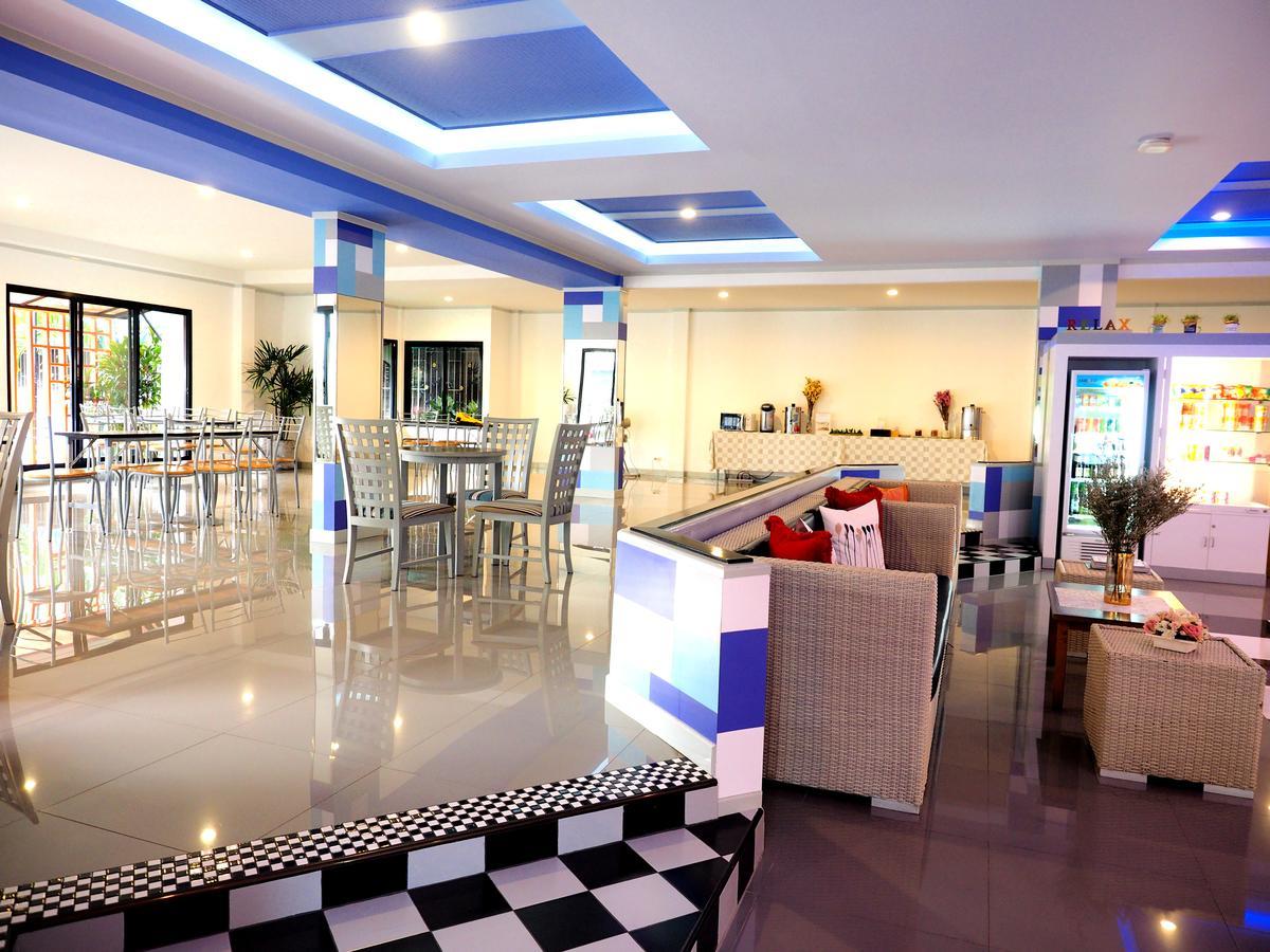 Siri * Phuket