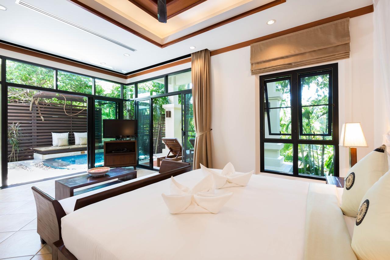 Baan-bua Villa Nai Harn